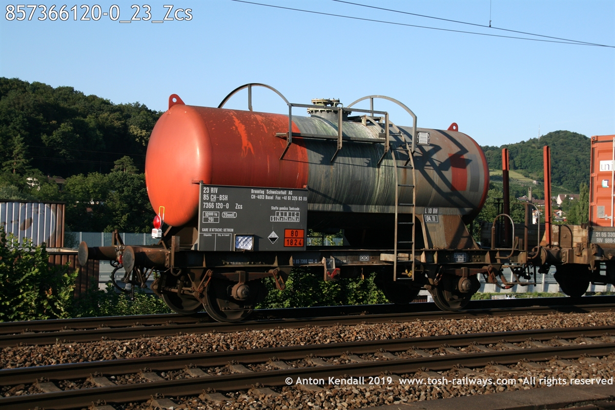 857366120-0_23_Zcs.jpg